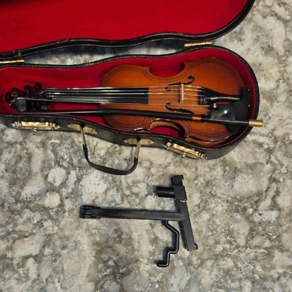 Miniature Violin with Case, Bow And Stand - Picture 5 of 5